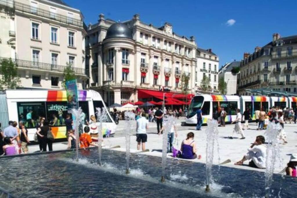 Souvenirs D'Enfance-La Bonne Marienne-La Madeleine Apartment Angers Exterior photo
